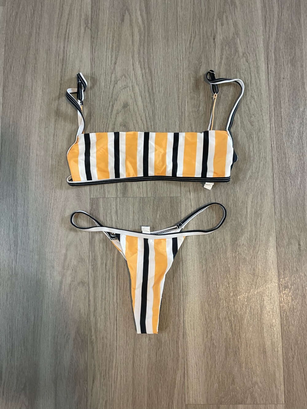 Cheeky bikini open back